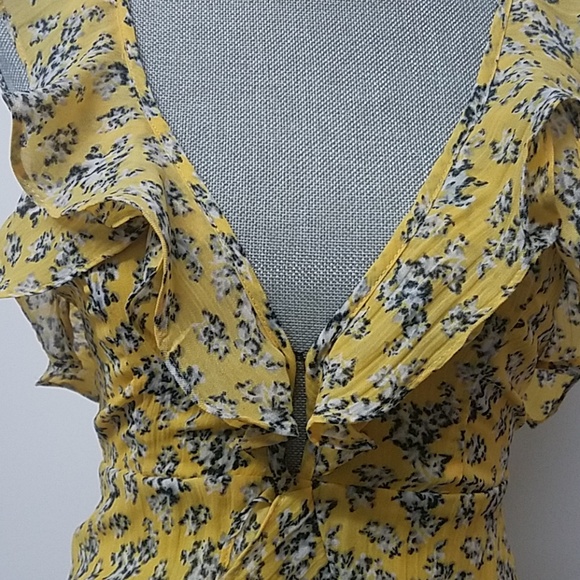 Ruffle Detail Mini Dress - Picture 5 of 8